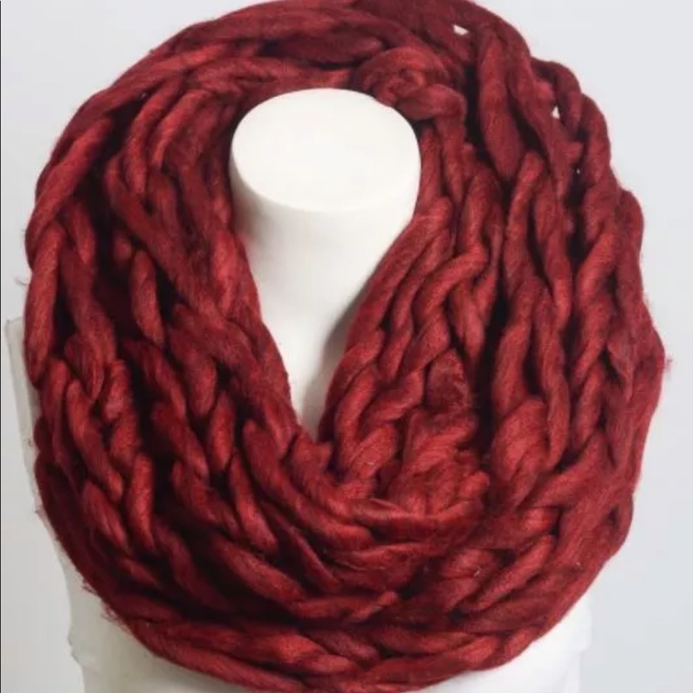 RED Ultra Soft Chunky Infinity Scarf 100% Acrylic